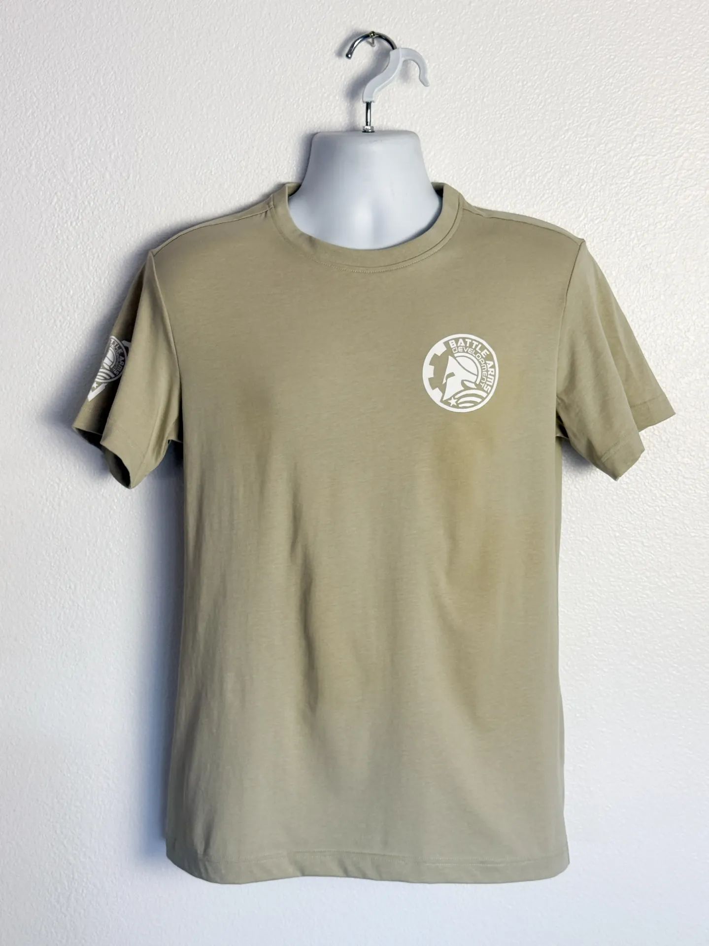 [BAD-LOGOT-LTAN-M] Logo T-Shirt - Light Tan - M